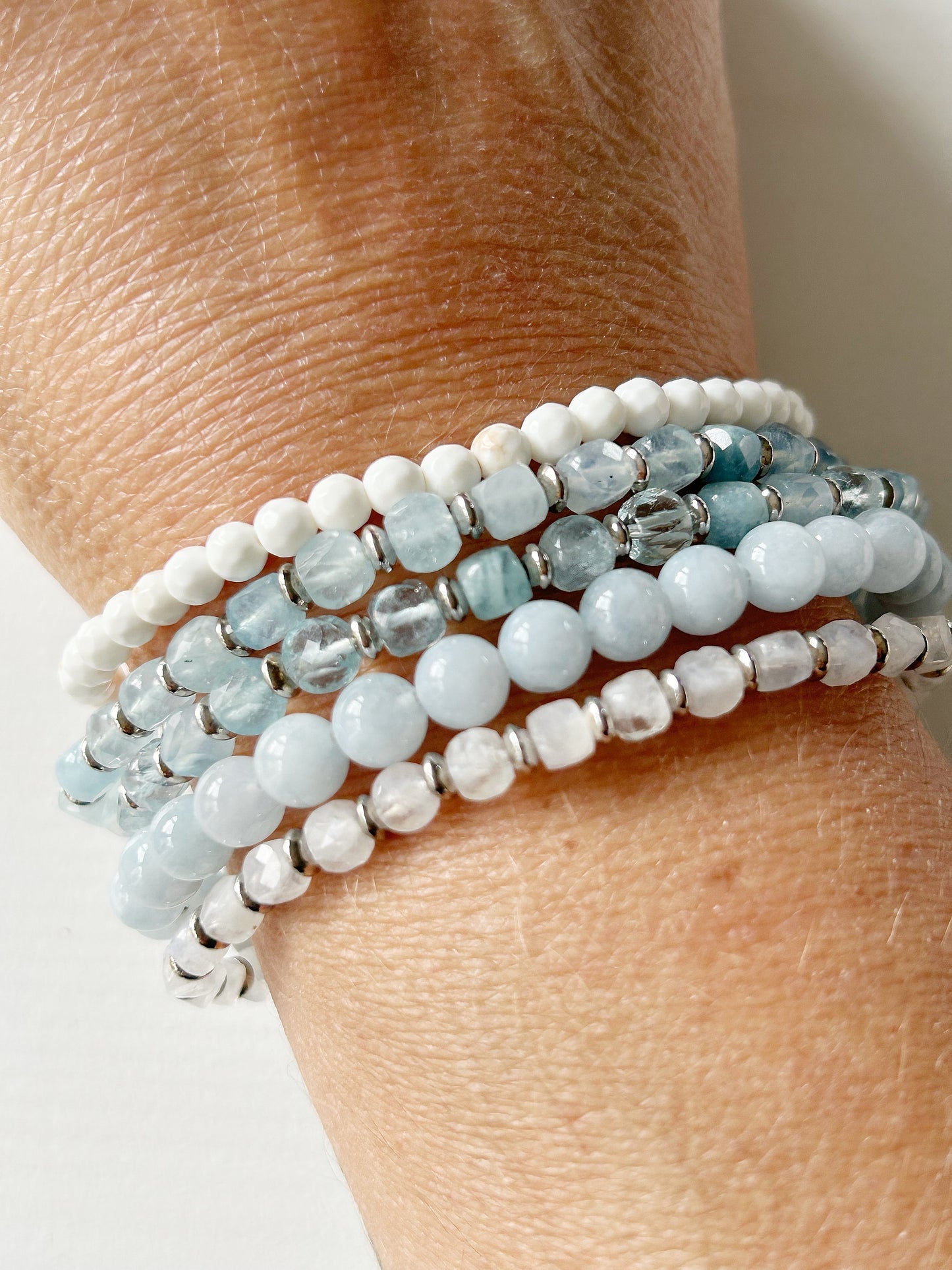 Armband facettierter Aquamarin mit Silberringe