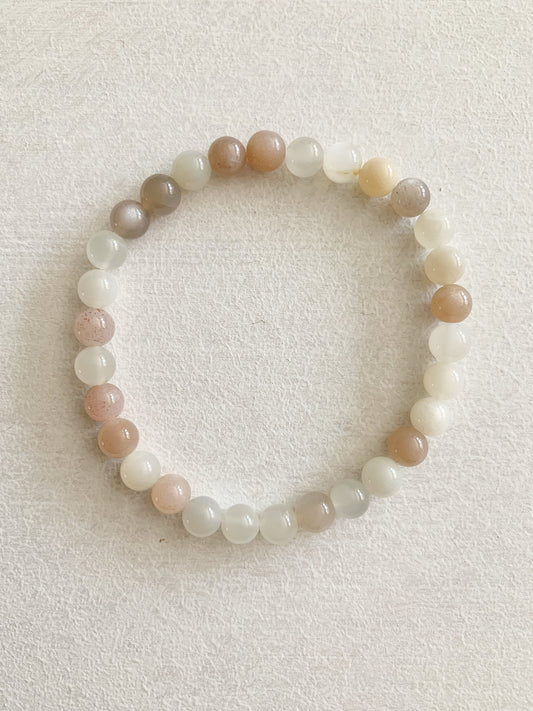 Armband Mondstein 6mm